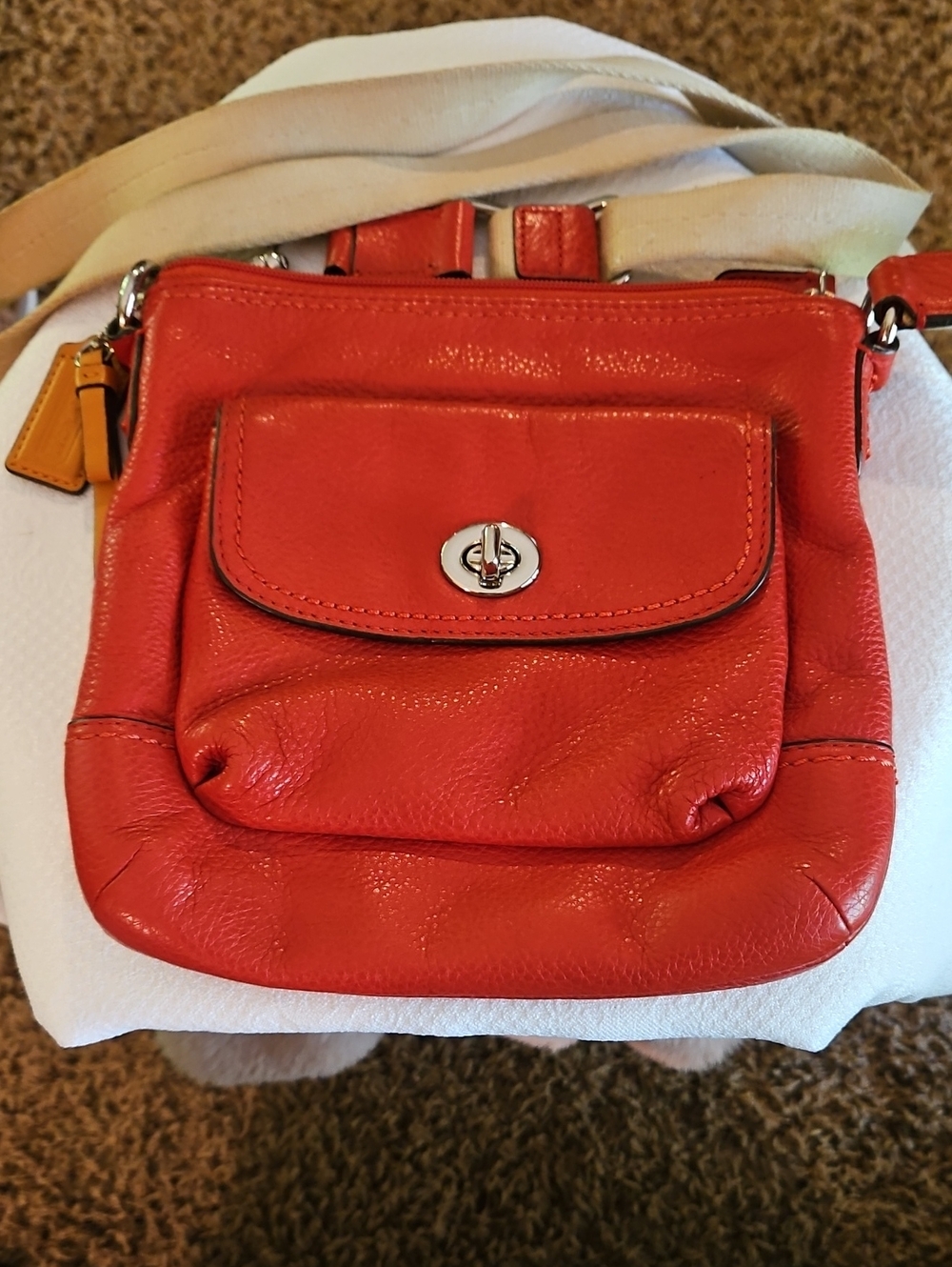 Women’s Coach Leather Crossbody Bag with Front Pocket Some Wear